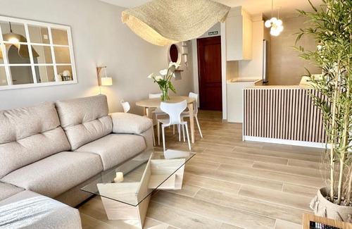 Noja Apartment | Oceanfront Family Retreat at Apartamentos Noja Playa