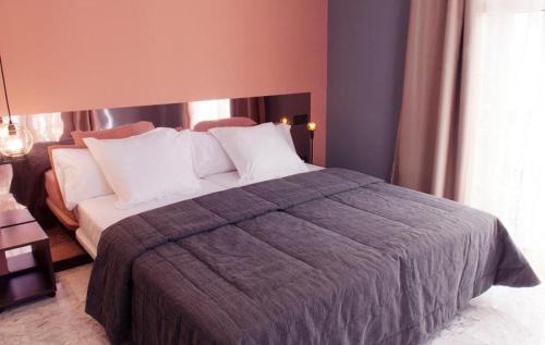 Ensanche Centro Apartment | Ideal Stay at Apartamentos NONO: Wheelchair Accessible Comfort