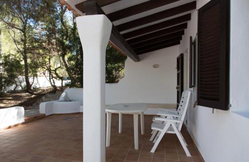 Calo de Sant Agusti Apartment | Family-Friendly Apartamentos Noray with High Guest Ratings