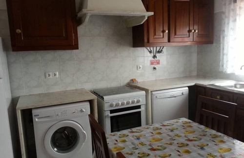 Baiona Apartment | Welcoming Apartamentos Odeceixe: Family-Friendly Retreat