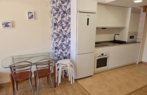 Ezcaray Apartment | Pet-Friendly Apartamentos Palacio Azcárate in Calle Calvario
