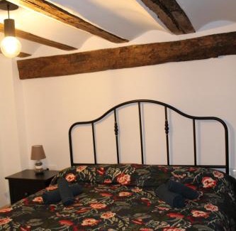 Tragacete Apartment | Family-Friendly Stay at Apartamentos Patas y Patetas