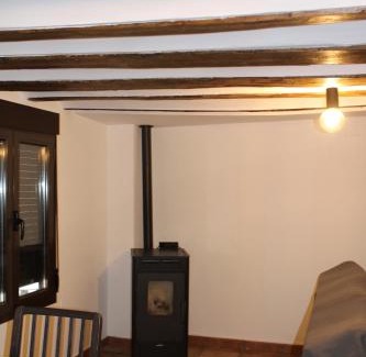 Tragacete Apartment | Family-Friendly Stay at Apartamentos Patas y Patetas