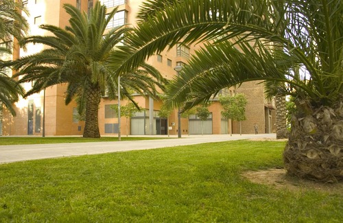 Campanar Apartment | Discover Comfort at Apartamentos Plaza Picasso with Spa & More