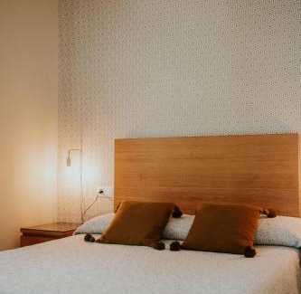 Torre del Mar Apartment | Oceanfront Comfort at Apartamentos Poniente - Mares