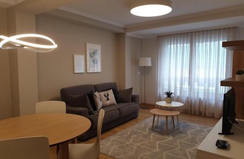 Lugo Apartment | Family-Friendly Apartments Porta Nova with Top Ratings