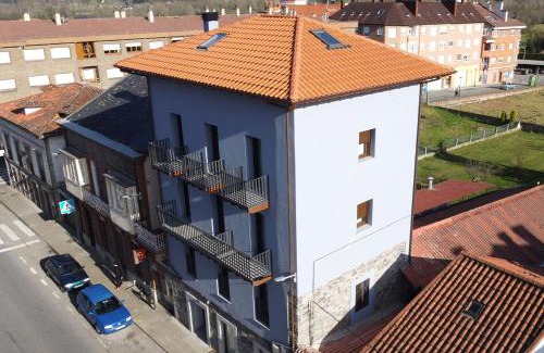 Cornellana Apartment | Exceptional Child-Friendly Stay at Apartamentos Puerta de Occidente