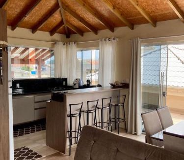 Ingleses Centro Apartment | Oceanfront Retreat: Apartamento Cobertura e Térreo Ingleses