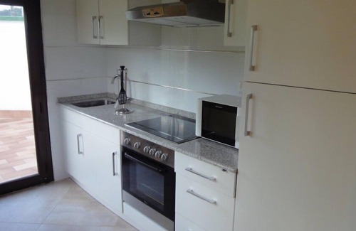 Abelleira Apartment | Inviting Oceanfront Apartamentos Rurales Abelleira Getaway