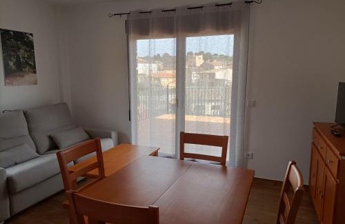 Alobras Apartment | Enchanting Apartamentos Rurales Fuente del Peral Getaway