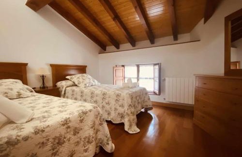 Pendueles Apartment | Pet-Friendly Retreat at Apartamentos Rurales LLeguera