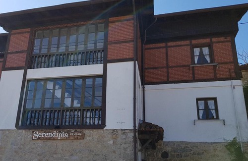 Santillana del Mar Apartment | Pet Friendly Getaway at Apartamentos Serendipia - Rated 9.3