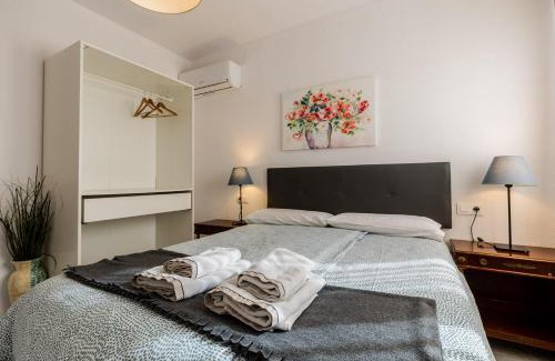 Cenes de la Vega Apartment | Pet-Friendly Apartamentos Vado near Sendero del Veleta