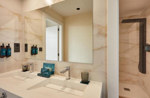 Salces Apartment | Discover Apartamentos Silken Fontibre Iberia & Spa Retreat