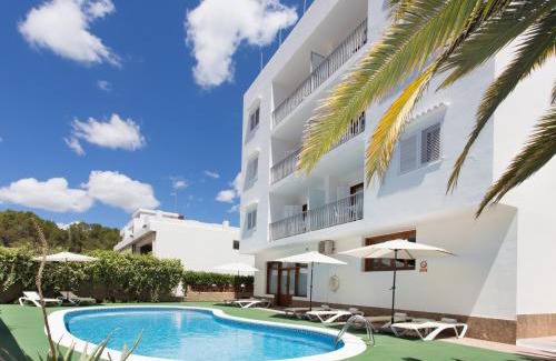 Es Canar Apartment | Oceanfront Apartamentos Sofía with Pool & Child-Friendly Amenities