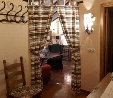 Hinojares Apartment | Family-Friendly Stay at Apartamentos Tío José María - 9.4/10!