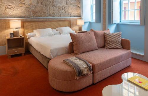 Sao Nicolau Apartment | Elegant Apartamentos The Arc Carrís with Hot Tub & Breakfast