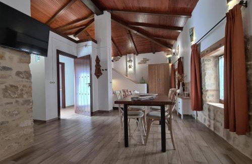 Old Town Baeza Apartment | Guest Rated 9.8: Apartamentos Turísticos El AOVE Getaway