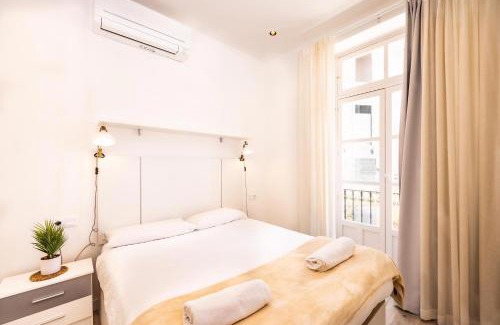 Diputacion de Cartagena Casco Apartment | Convenient Gran Vía Apartments: Family-Friendly & Rated 8.7
