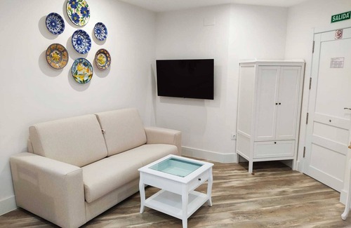 Cuenca Apartment | Central Cuenca Apartments: Family-Friendly with Kitchen Access