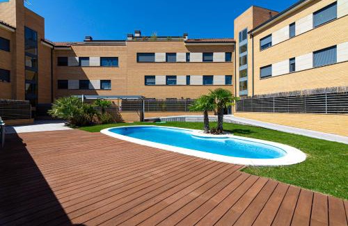 Huercanos Apartment | Discover Apartamentos Turísticos Rioja y Camino: 4-Star Bliss