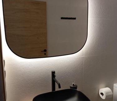 Calderon Apartment | Family-Friendly Getaway at Apartamentos Turísticos La Bodegueta