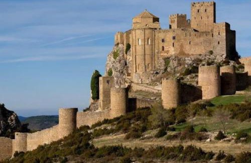 Fontellas Apartment | Discover Apartamentos Turísticos Mallos de Huesca: Family-Friendly Retreat