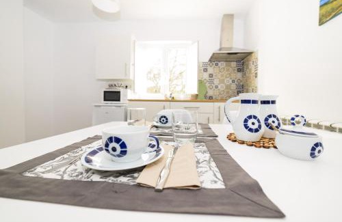 Ares Apartment | Oceanfront Apartments Praia de Seselle with Terrace & Garden