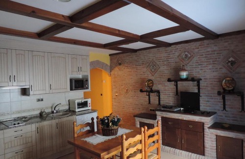 Mora de Rubielos Apartment | Welcoming Apartamentos Turisticos El Refugio for Families