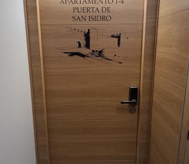 Avila Apartment | Discover Ávila Puerta de San Isidro: Rated 9.7, Pet Friendly!