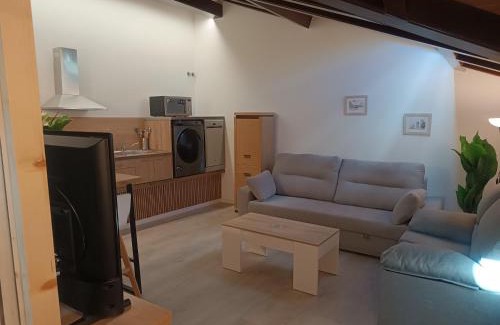 Avila Apartment | Family-Friendly Stay at Apartamentos Ávila Puerta del Rastro