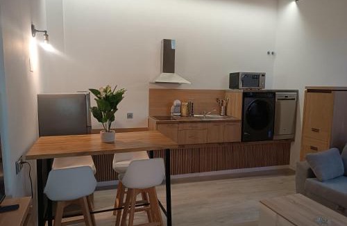 Avila Apartment | Family-Friendly Stay at Apartamentos Ávila Puerta del Rastro