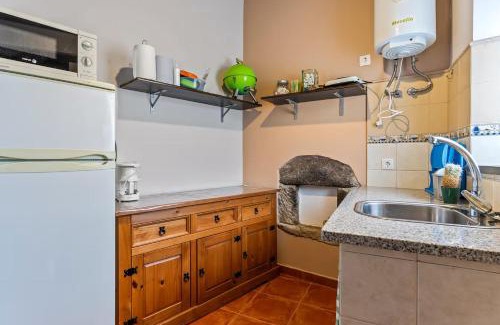 Rinlo Apartment | Oceanfront Apartamentos Turisticos As Cetareas | Rated 9.3