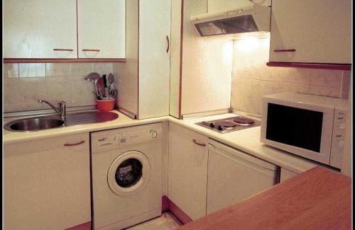 Parque Alcosa Apartment | Family-Friendly Stay at Apartamentos Vértice Bib Rambla