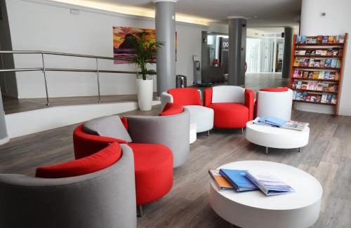 Ibiza Town Apartment | Explore Apartamentos Vibra Tivoli with Oceanfront Views