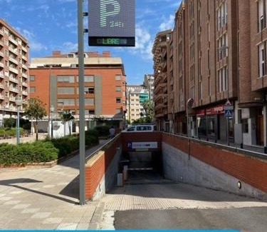 Tudela Apartment | Family-Friendly Apartamentos4U Tudela Centro with Parking