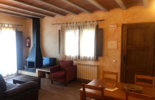 Tavertet Apartment | Discover Apartaments Alzina: Pet-Friendly Retreat