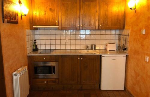 Tavertet Apartment | Discover Apartaments Alzina: Pet-Friendly Retreat