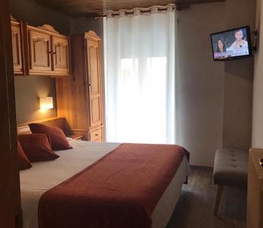 Camprodon Apartment | Family-Friendly Stay at Apartaments Cal Noi - 8.8/10 Rated