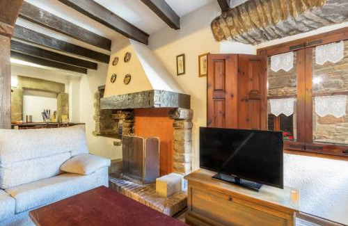Rupit I Pruit Apartment | Family-Friendly Apartaments Can Lo 1 - Guest Rated 9.2/10