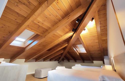 Camprodon Apartment | Pet-Friendly Retreat at Apartaments El Trèvol - 9.2 Rating