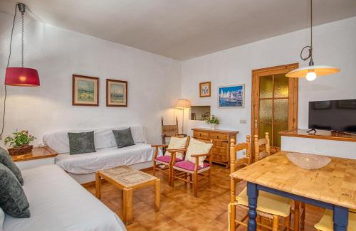 Calella de Palafrugell Apartment | Family-Friendly Getaway at Apartaments Can Niell, 8.6/10