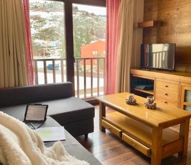 La Molina Apartment | Pet-Friendly Apartaments Gran Vall with High Guest Ratings