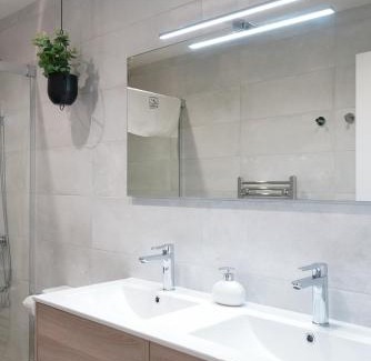 Cornudella de Montsant Apartment | Family-Friendly Stay at Apartaments la Rambla - Arbequina
