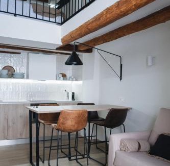 Cornudella de Montsant Apartment | Family-Friendly Apartaments la Rambla - Licorella for 4