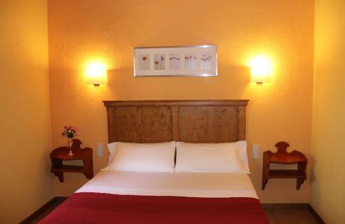 El Pont De Bar Apartment | Discover Apartaments La Taverna dels Noguers with Ocean Views