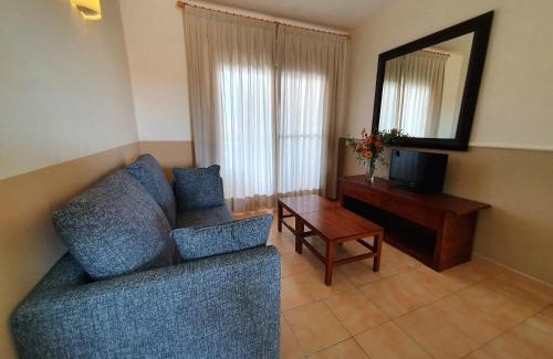 Riumar Apartment | Oceanfront Comfort at Apartamentos Las Dunas-B