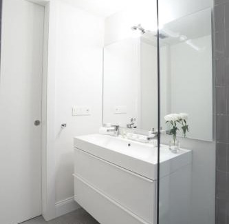 Old Town Apartment | Exceptional Stay at Apartaments Plaça Del Vi - 4 Star Experience