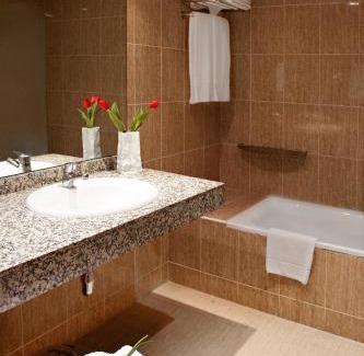 Canillo Apartment | Accessible Comfort at Apartaments Sant Bernat - Rated 8.6
