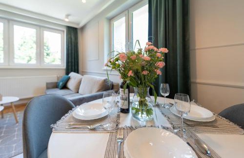 Ustron Apartment | Beautiful Apartments 39 with a Lovely Garden Retreat